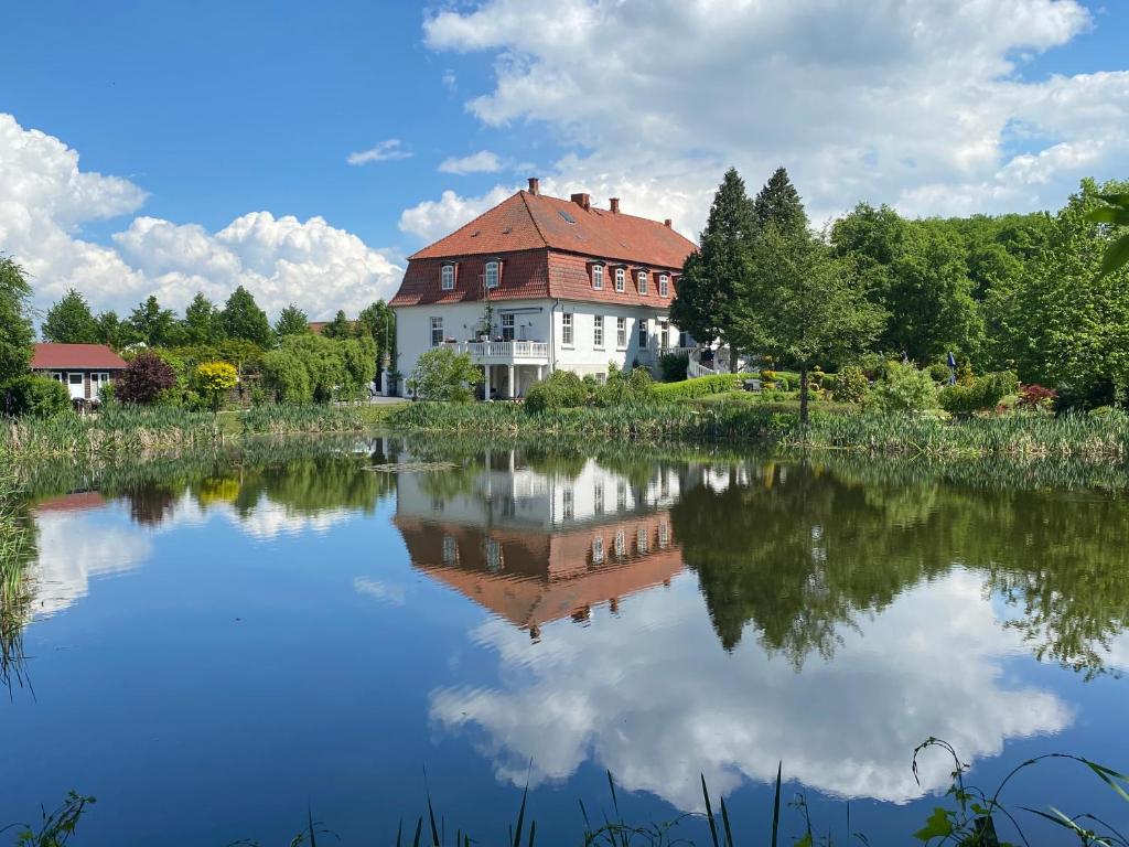 Jagdschloss lalendorf Kastanienstrasse 23, 18279 Lalendorf