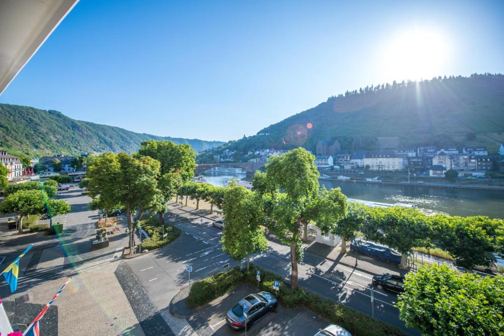 Hôtel Hotel Karl Müller Moselpromenade 9, 56812 Cochem