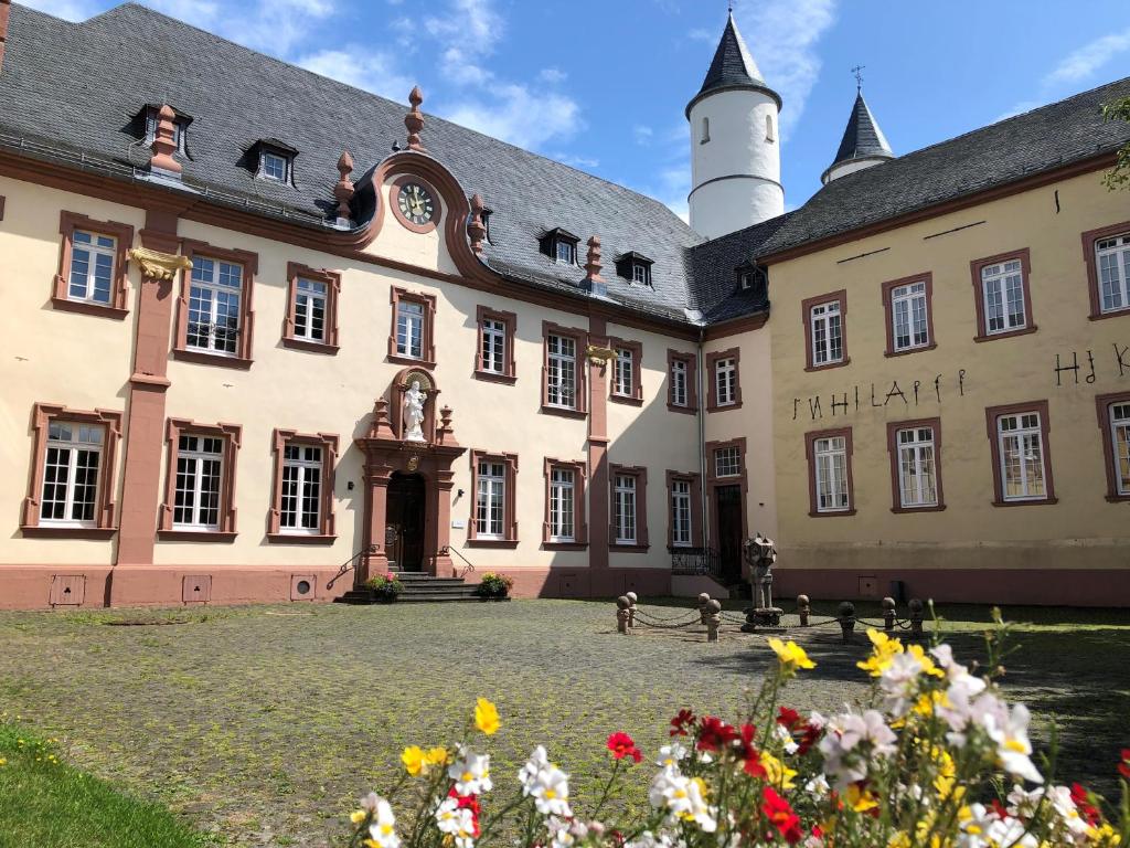 Kloster Steinfeld Gästehaus Hermann-Josef Straße 4, 53925 Kall