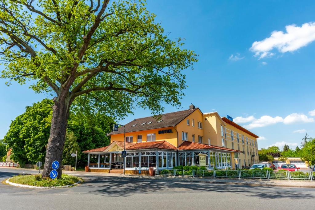 Hôtel Komfort-Hotel Katerberg Bergstraße 5-6 29439 Lüchow