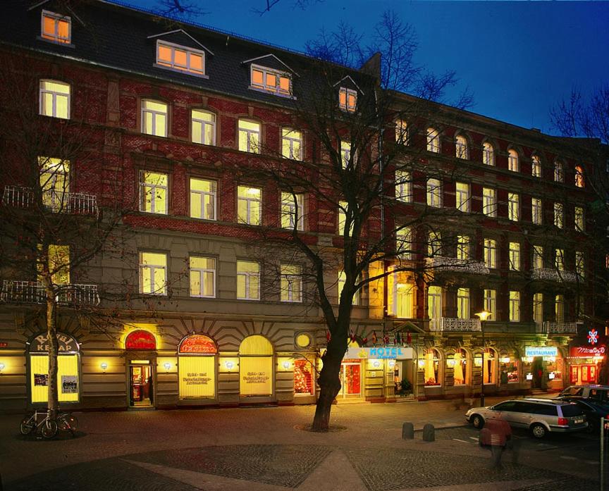 Hôtel Hotel Königshof Schottstr. 1-5, 55116 Mayence