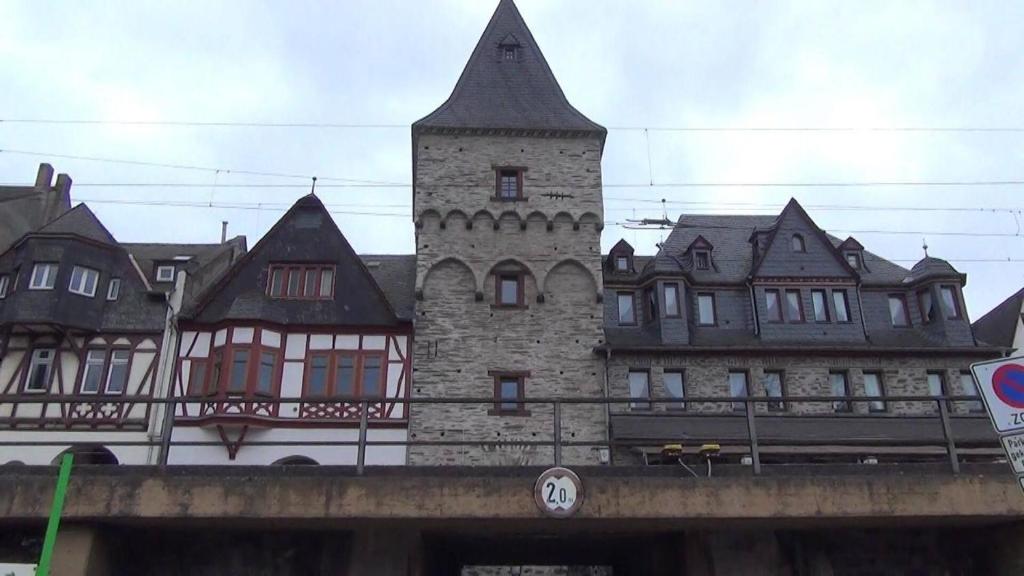 Hôtel Kranenturm hotel 30 Langstraße 55422 Bacharach