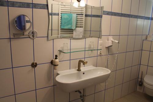 Kreuzerhof Hotel Garni