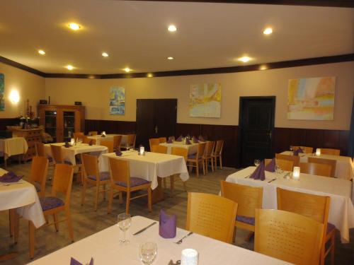 Hôtel Hotel Krone Berliner Strasse 73-75 Bad Münster am Stein-Ebernburg