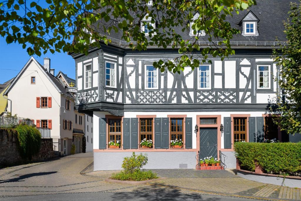 Hôtel Krone Martinsthal Hauptstrasse 27 65344 Eltville