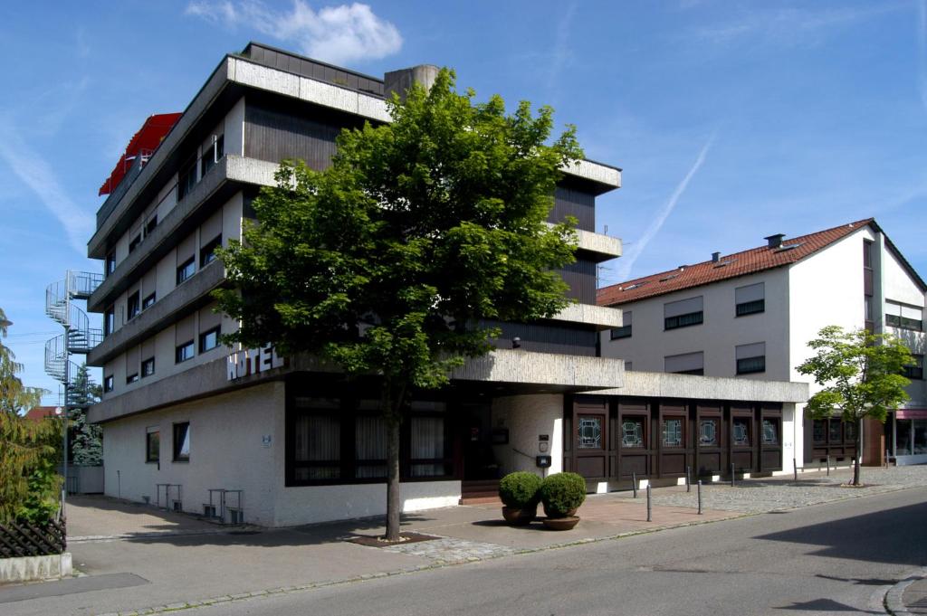 Hôtel Hotel Krone Stuttgarter Str. 45-47, 71144 Steinenbronn