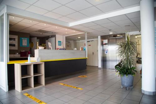 Kyriad Direct Arras - Saint-Laurent-Blangy - Parc Expo