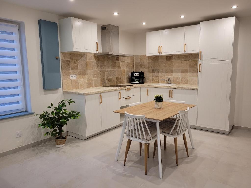 Kyriad Direct Martigues