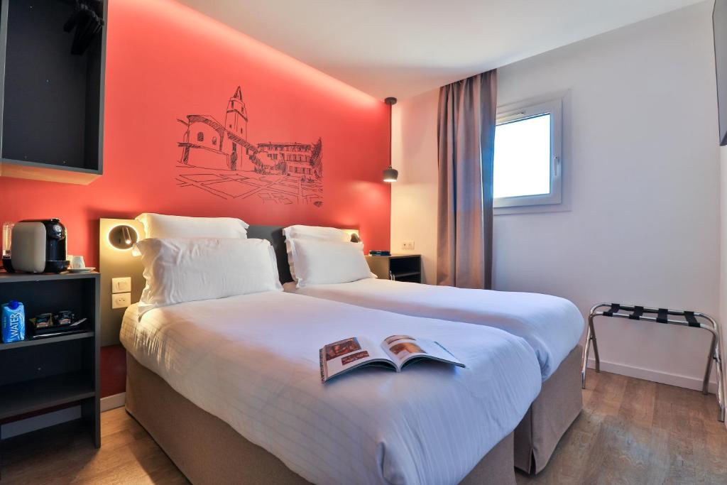 Hôtel Kyriad Frejus - Centre 422, Avenue Andre Leotard 83600 Fréjus