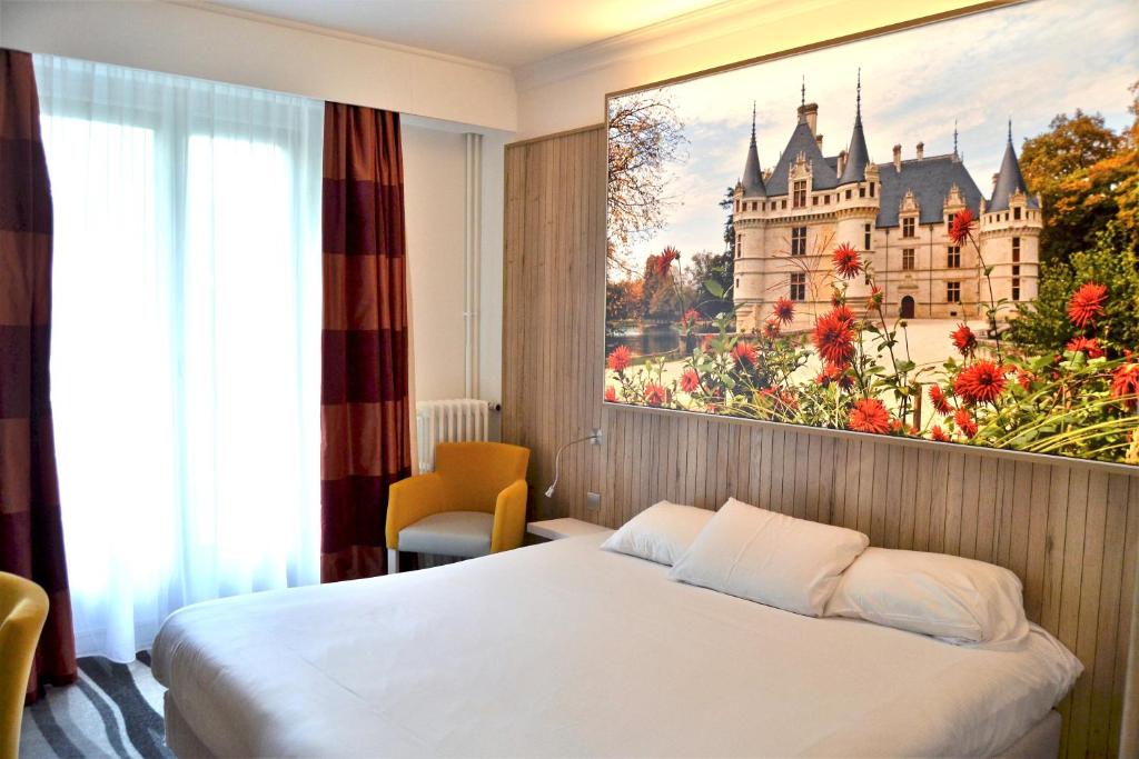 Kyriad Hotel Tours Centre 65, Avenue de Grammont, 37000 Tours