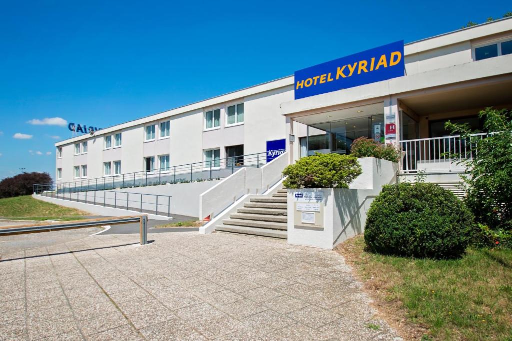 Kyriad Nemours Route de Sens - Aire de Darvault - Autoroute A6, 77140 Nemours