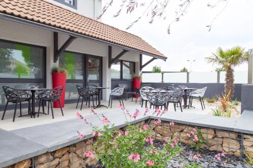 Kyriad Niort-Espace MendesFrance