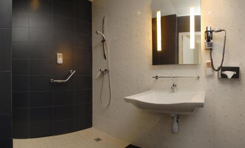 Kyriad Prestige Perpignan Centre del Mon