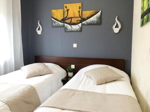 L'EMBLEME - BOUTIQUE HOTEL