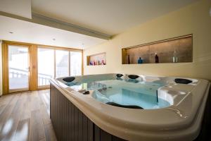 L'Outa Hotel Restaurant