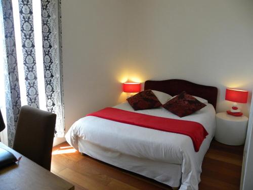 Hotel La Bastie d'Urfé Naussac france