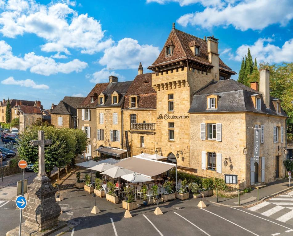 Hôtel Hôtel La Couleuvrine Sarlat Centre Ville 1 Place de la Bouquerie, 24200 Sarlat-la-Canéda