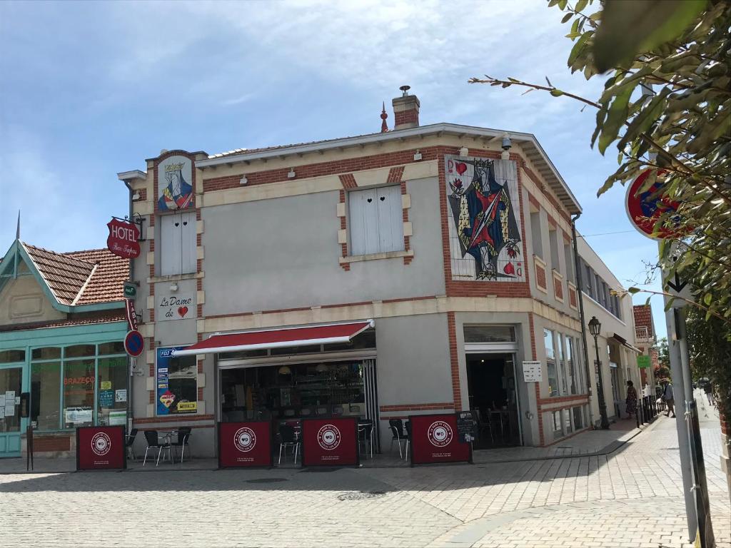 Hôtel LA DAME DE COEUR 103 RUE DE LA PLAGE 33780 Soulac-sur-Mer