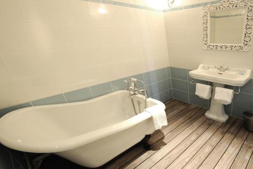 La Ferme des Mares, The Originals Relais (Relais du Silence)
