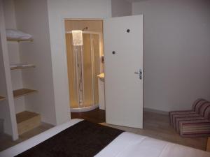 Hôtel La Godinière 54 rue de Saint André 49300 Cholet Pays de la Loire