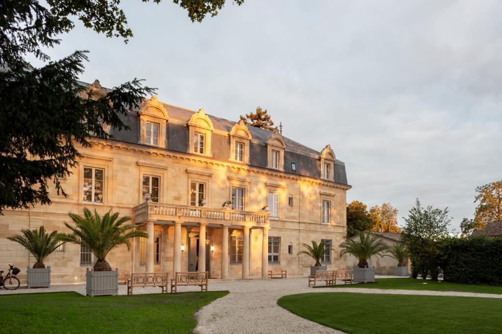 Hôtel La Maison d'Estournel Route de Poumeys Lieu dit Leyssac 33180 Saint-Estèphe