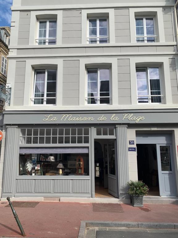 Hôtel La Maison de la Plage 30 rue de la plage 14360 Trouville-sur-Mer