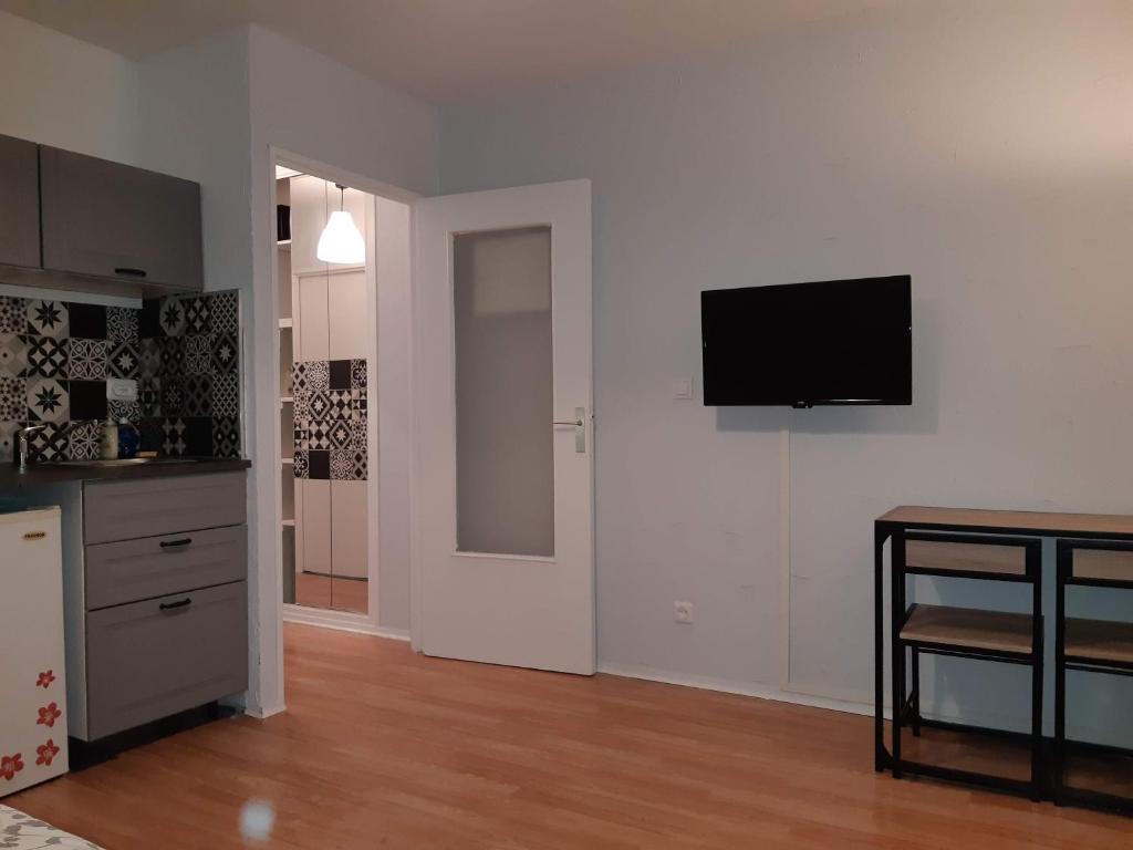 La Regence 92400 Courbevoie