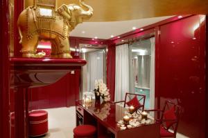 La Réserve Paris Hotel & Spa