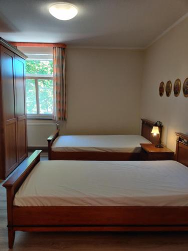 Laddu Gopal Hotel and Restaurant