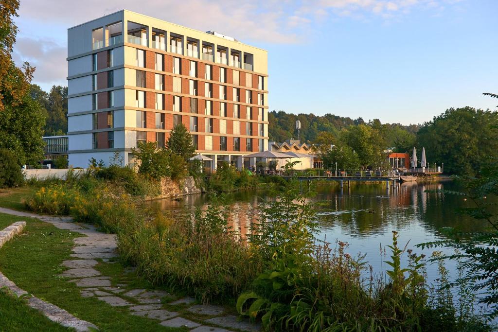 Hôtel LAGO hotel & restaurant am see Friedrichsau 50 89073 Ulm