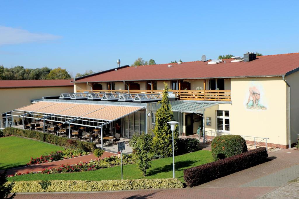 Land-gut-Hotel Seeblick Genthiner Str. 9, 39524  Klietz