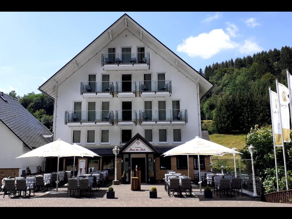 Hôtel Land-Hotel Haus am Stein Winterberg mit Pool Nuhnetalstrasse 12 59955 Winterberg