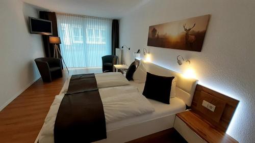 Land-Hotel Haus am Stein Winterberg mit Pool