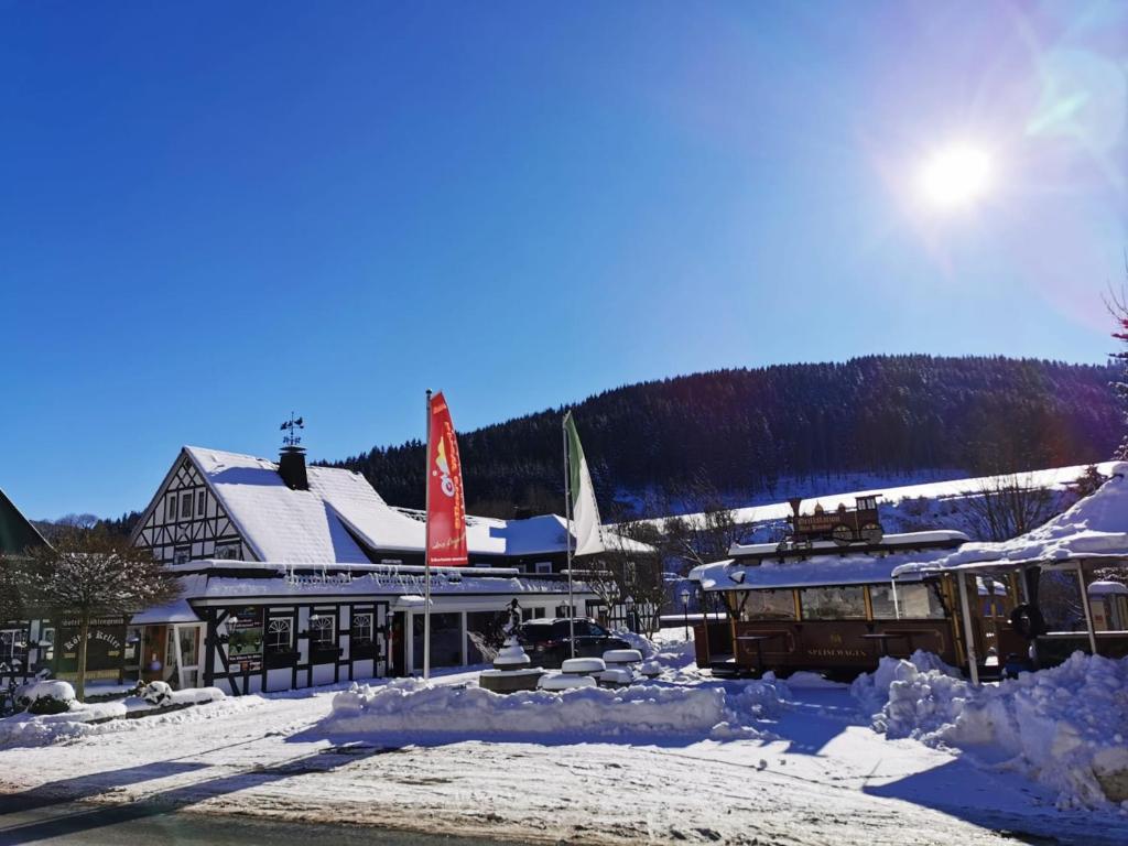 Land-Hotel Mühlengrund Nuhnetalstr. 114, 59955 Winterberg