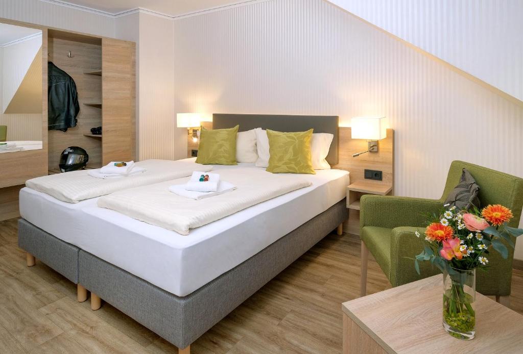 Hôtel Landgasthaus Hoffmann Maximinstr. 40 54675 Kruchten