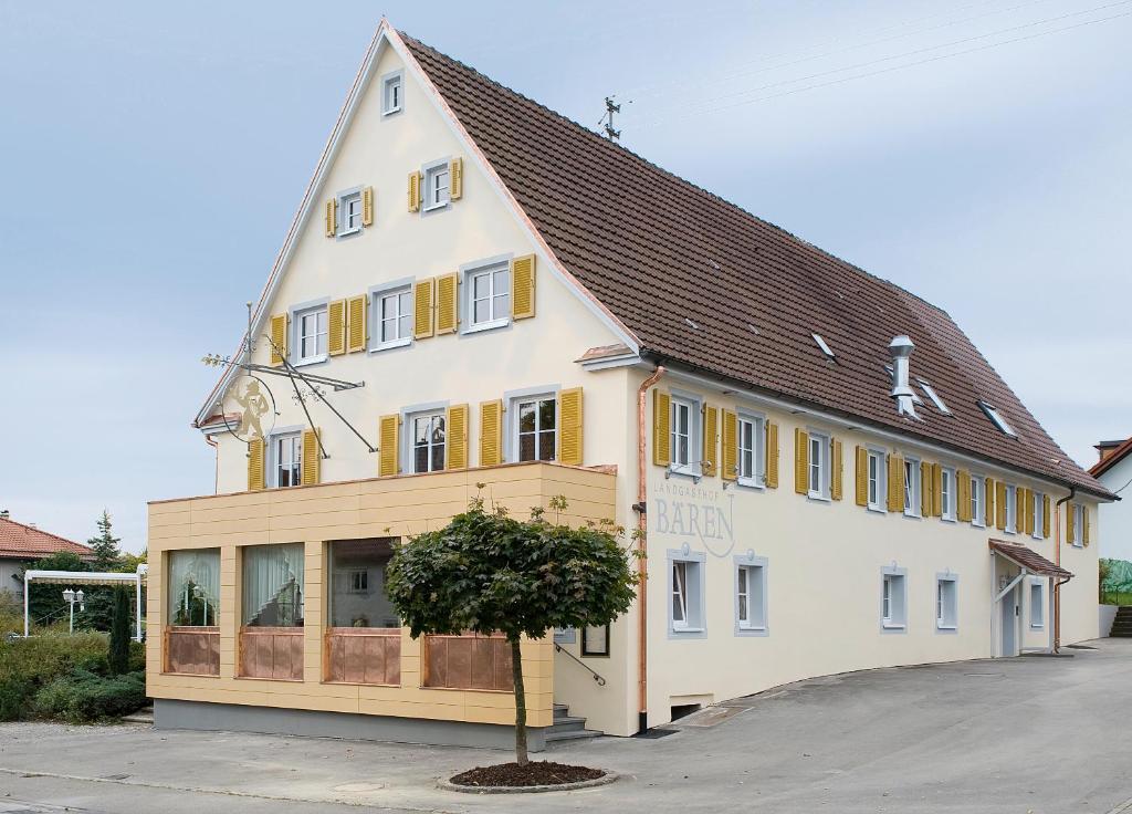 Hôtel Hotel Landgasthof Bären Langestrasse 18, 78647 Trossingen