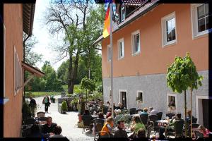 Hôtel Landgasthof-Hotel Hammermühle Thiergartenstraße 1 93093 Donaustauf Bavière