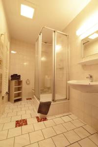 Hôtel Landgasthof & Hotel KRONE Eischleben Erfurter Landstrasse 22 99334 Ichtershausen Thuringe