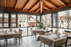 Hôtel Landgasthof Krone Widdernerstr. 2 74219 Möckmühl Bade-Wurtemberg