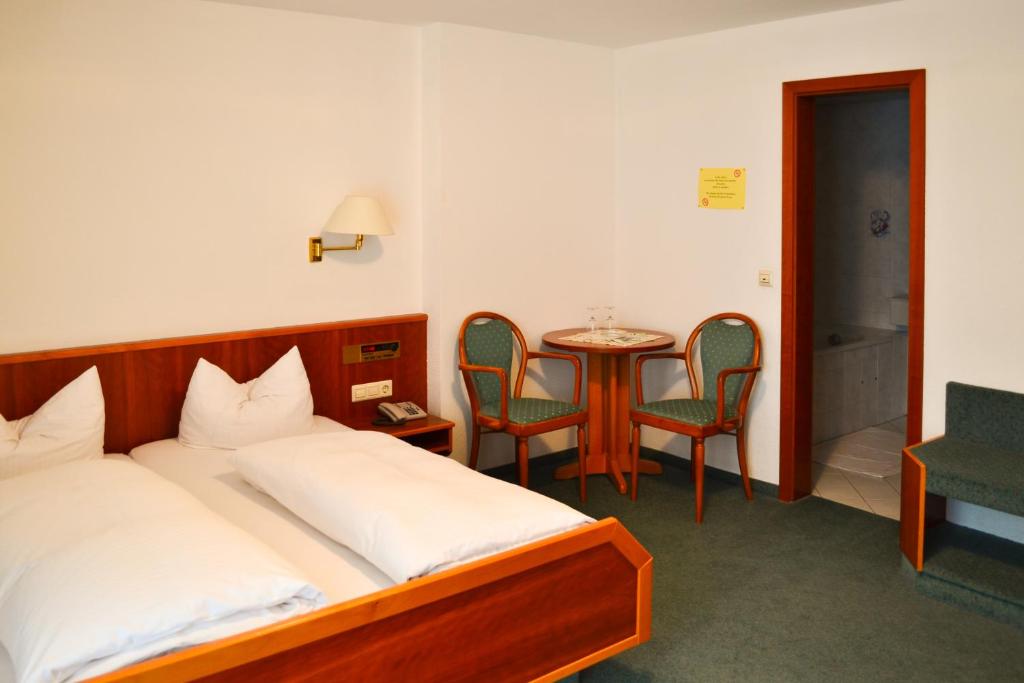 Hôtel Landgasthof mit Gästezimmer Frohe Einkehr Alte Str. 23 79249 Fribourg-en-Brisgau