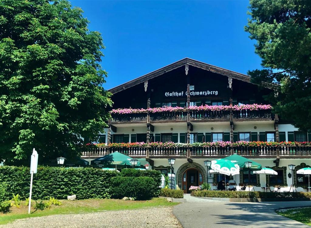 Hôtel Landgasthof Schwarzberg Traunsteiner Str. 95 83334 Inzell