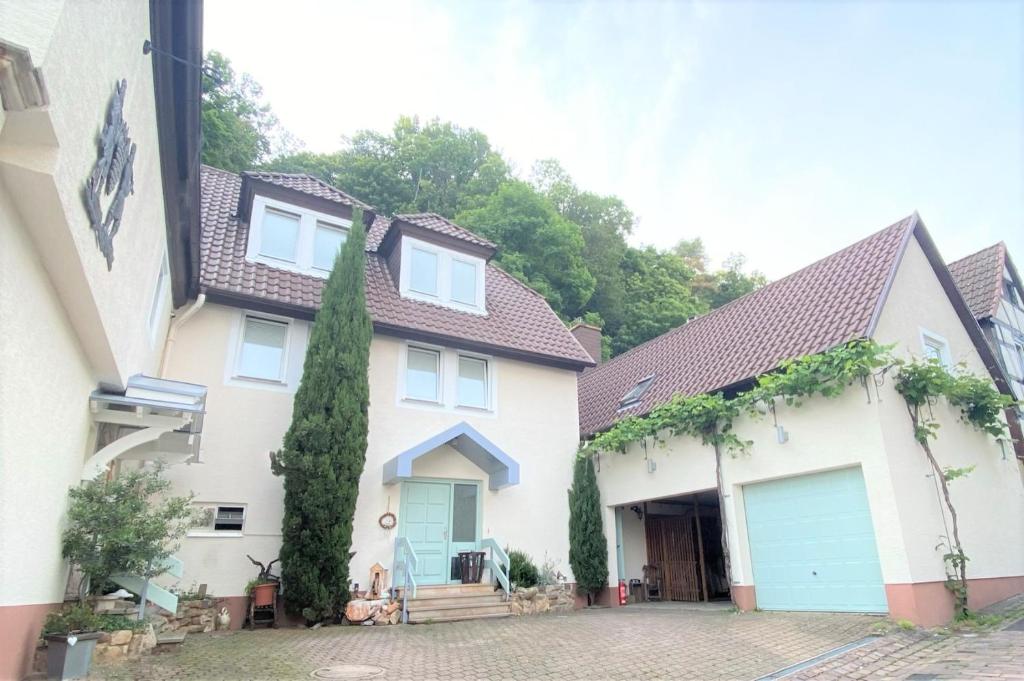 Landgasthof Zickler Badstraße 4+5, 76835 Gleisweiler