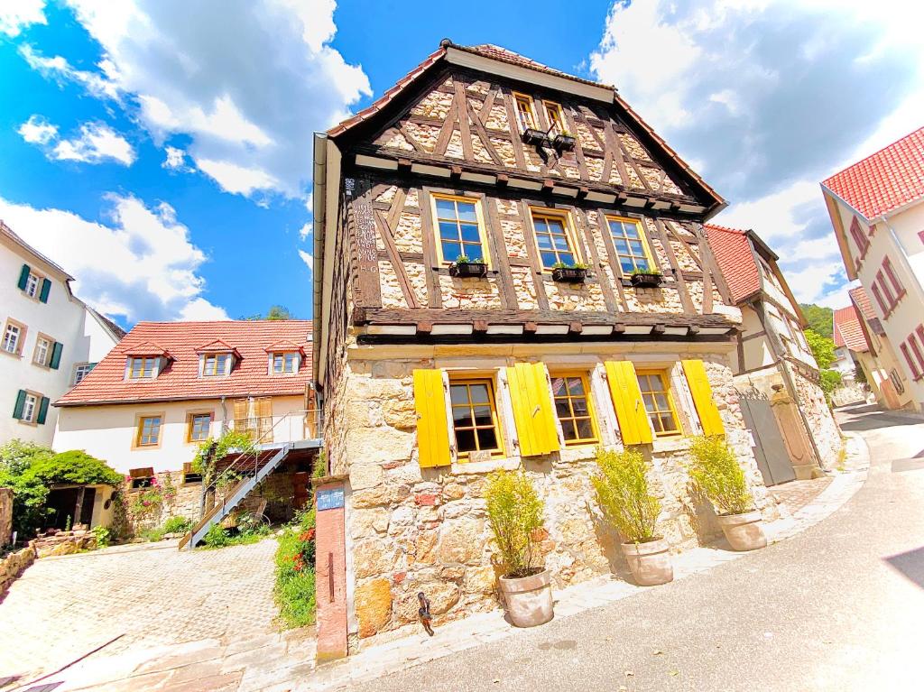 LANDHOTEL 1707 by Landgasthof Zickler Kronstraße 6, 76835 Gleisweiler
