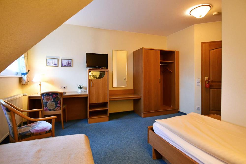 Landhotel Buchenhof Garni Bergstrasse 22-26, 49152 Bad Essen