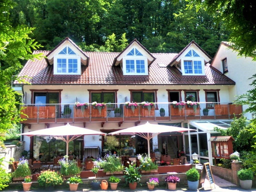 Landhotel Fasanenhof Hasselbach 28, 37296 Eschwege