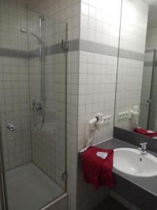 Hôtel Landhotel Günzburg Hauptstrasse 1 74635 Kupferzell Bade-Wurtemberg