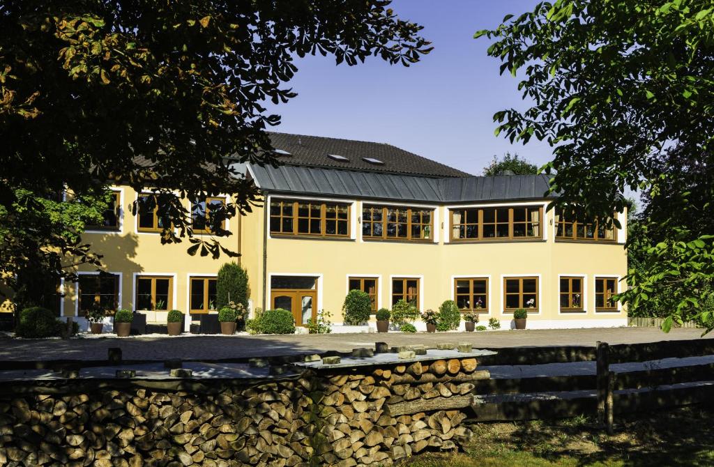 Hôtel Landhotel Hallnberg Hallnberg 2 85469 Walpertskirchen