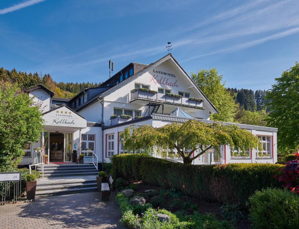 Landhotel Kallbach - 4 Sterne SUPERIOR Simonskall 26-28, 52393  Hürtgenwald