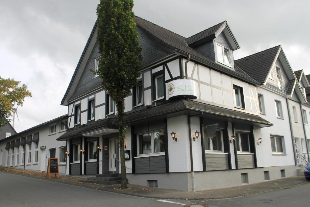 Landhotel Schnier Mittlere Straße 9, 59929 Brilon