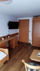 Hôtel Landhotel Wiesenhof Lange Strasse 35 72535 Heroldstatt Bade-Wurtemberg